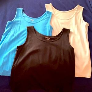 3 pack of Lands’ End tanks XS and S